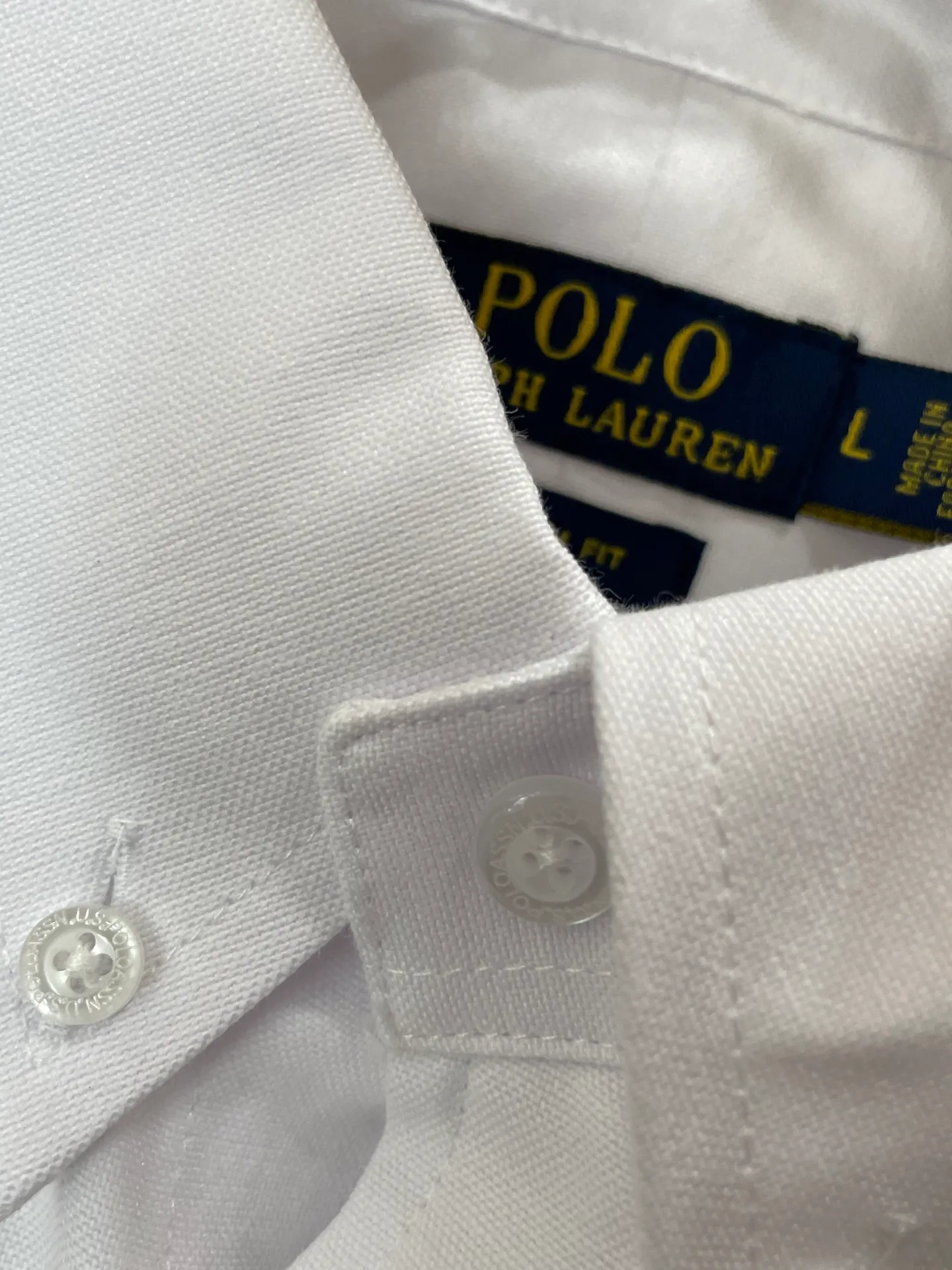 P220 🌸🌸🌸 POLO Ralph Lauren [High Quality] Classic shirt! Classic casual shirt made of pure cotton fabric with unique design, simple, clean and classic version design. It is a versatile style that can be switched at will. The fabric feels soft and delicate, highly breathable, close to the skin and comfortable to wear. It can be worn alone as an inner layer. Its versatile performance is beyond your imagination! The upper body of the ready-to-wear is simple and classic yet elegant! Size:M-XXL